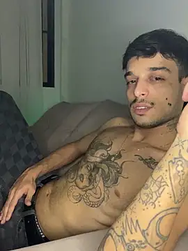 Snapshot of ruffvip chatting on 02-05-26, 02:05 ruffvip online show from 02-05-26, 02:05