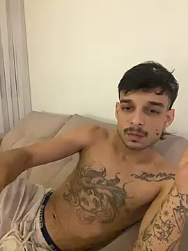 Snapshot of ruffvip chatting on 02-15-26, 01:02 ruffvip online show from 02-15-26, 01:02