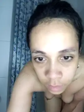 paula lopez   online show from 04-06-26, 04:52