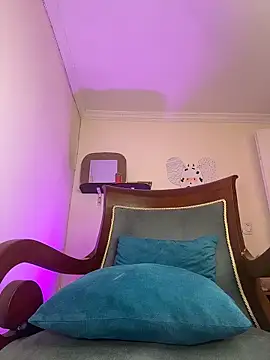 LilaRvsh online show from 04-13-26, 05:18