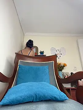 LilaRvsh online show from 04-15-26, 05:20