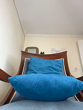 LilaRvsh online show from 04-17-26, 05:16