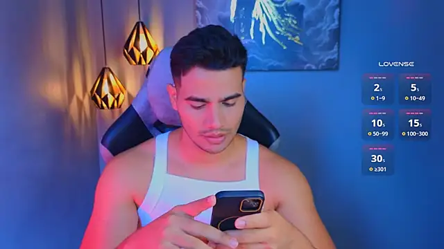 AndresRodriguez1 online show from 03-07-26, 12:46