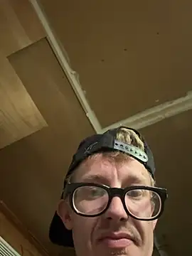 Snapshot of Daddybigdick123123 chatting on 05-19-26, 08:31 Daddybigdick123123 online show from 05-19-26, 08:31