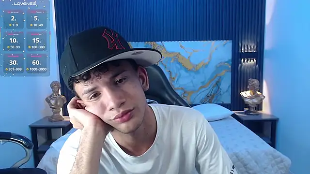 JDWhite18 online show from 07-27-26, 04:14