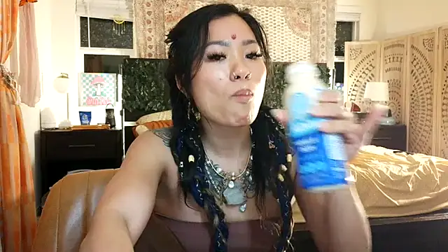 Snapshot of 222goddess444you chatting on 02-01-26, 02:21 222goddess444you online show from 02-01-26, 02:21