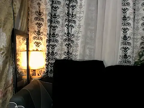 Queen-barbie online show from 07-15-26, 02:06