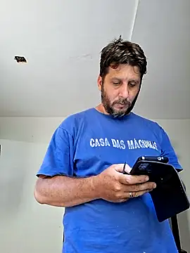 Snapshot of atilaportugalcasado chatting on 03-04-26, 07:09 atilaportugalcasado online show from 03-04-26, 07:09