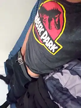 Snapshot of Yoloso33 chatting on 02-01-26, 06:23 Yoloso33 online show from 02-01-26, 06:23