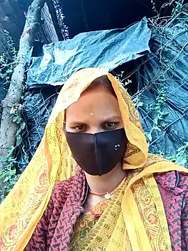 Snapshot of Meena_sakshi chatting on 02-03-26, 07:13 Meena sakshi online show from 02-03-26, 07:13