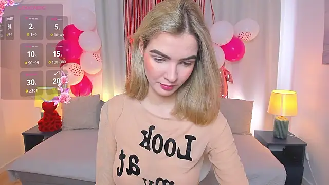 SinLuna  online show from 02-15-26, 01:09