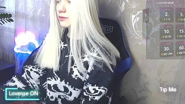 Shiny Victoria online show from 04-23-26, 08:13