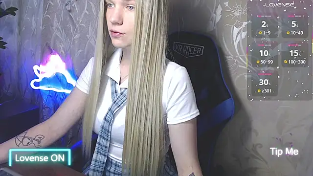 Shiny Victoria online show from 06-06-26, 07:57