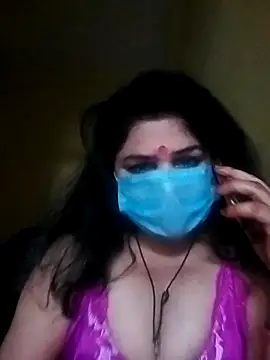 Snapshot of kumkum05 chatting on 02-08-26, 09:13 kumkum05 online show from 02-08-26, 09:13