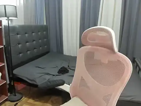 Snapshot of TinyCock_Rein chatting on 02-05-26, 06:56 TinyCock Rein online show from 02-05-26, 06:56