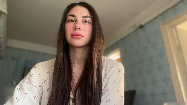 LiluMartiznir online show from 05-27-26, 05:37