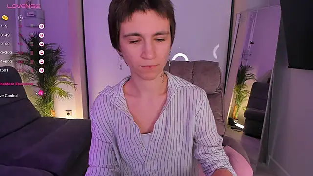 Snapshot of AutumnWhisper chatting on 02-05-26, 09:41 AutumnWhisper online show from 02-05-26, 09:41