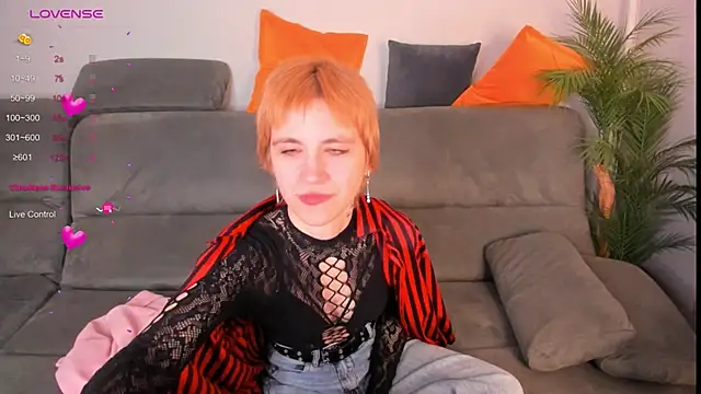 Snapshot of AutumnWhisper chatting on 03-02-26, 08:37 AutumnWhisper online show from 03-02-26, 08:37