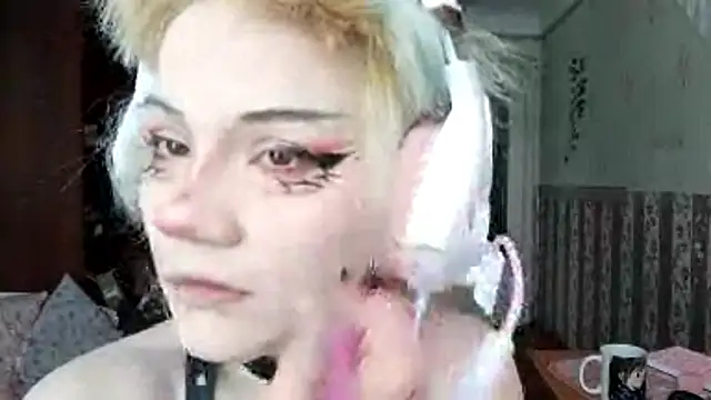 Snapshot of KathernSaulters chatting on 03-04-26, 07:25 KathernSaulters online show from 03-04-26, 07:25