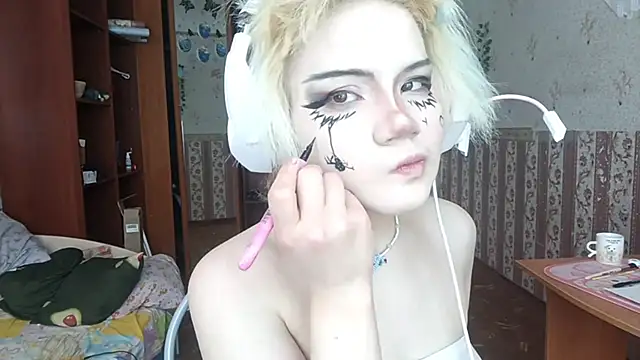 Snapshot of KathernSaulters chatting on 03-07-26, 07:05 KathernSaulters online show from 03-07-26, 07:05