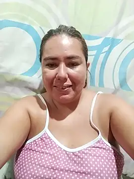 Snapshot of hot_girl_full chatting on 02-09-26, 02:10 hot girl full online show from 02-09-26, 02:10