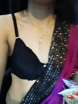 Snapshot of Saxy_bhabhi79 chatting on 07-05-26, 05:31 Saxy bhabhi79 online show from 07-05-26, 05:31