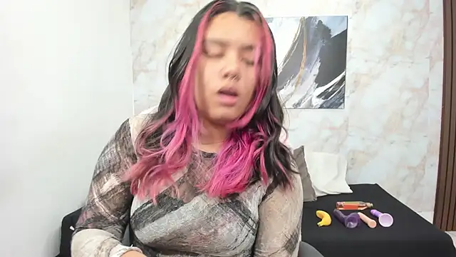 Snapshot of Lilith_traviis chatting on 03-06-26, 08:38 Lilith traviis online show from 03-06-26, 08:38