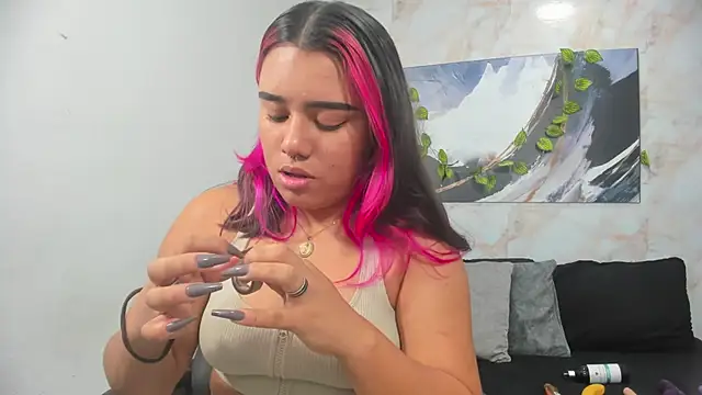 Snapshot of Lilith_traviis chatting on 03-15-26, 10:32 Lilith traviis online show from 03-15-26, 10:32