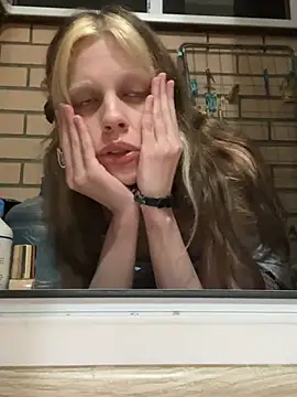 Maxine gold online show from 07-05-26, 09:55