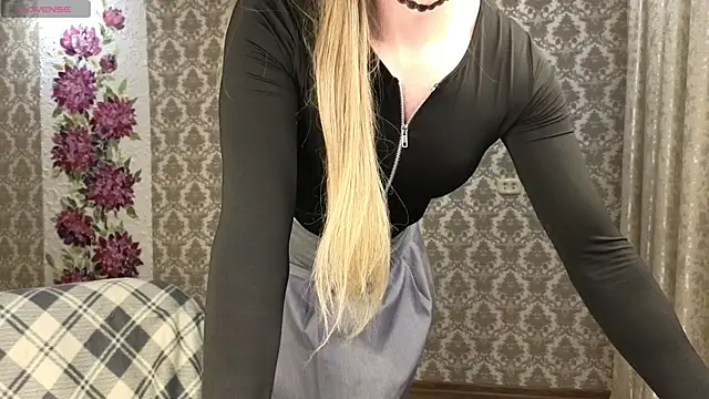 Anna inHear online show from 06-26-26, 06:45