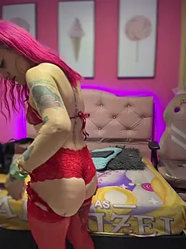 Snapshot of Karolaiin_LS chatting on 02-25-26, 09:46 Karolaiin LS online show from 02-25-26, 09:46