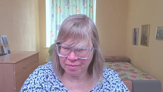 Emma Eclipsee online show from 02-24-26, 10:24