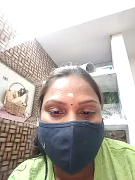 Snapshot of Tamil_Hot_Nisha chatting on 02-17-26, 06:14 Tamil Hot Nisha online show from 02-17-26, 06:14