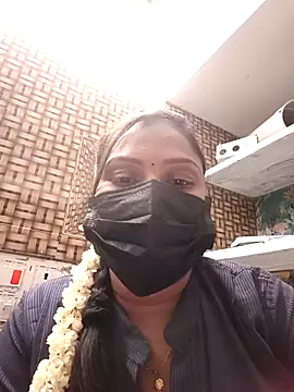 Snapshot of Tamil_Hot_Nisha chatting on 02-23-26, 04:59 Tamil Hot Nisha online show from 02-23-26, 04:59