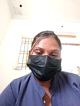 Snapshot of Tamil_Hot_Nisha chatting on 02-24-26, 05:27 Tamil Hot Nisha online show from 02-24-26, 05:27