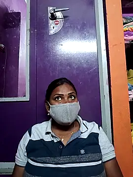 Snapshot of Tamil_Hot_Nisha chatting on 03-08-26, 12:41 Tamil Hot Nisha online show from 03-08-26, 12:41