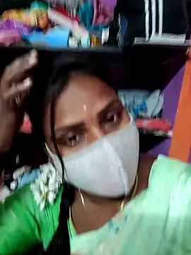 Snapshot of Tamil_Hot_Nisha chatting on 03-09-26, 04:33 Tamil Hot Nisha online show from 03-09-26, 04:33