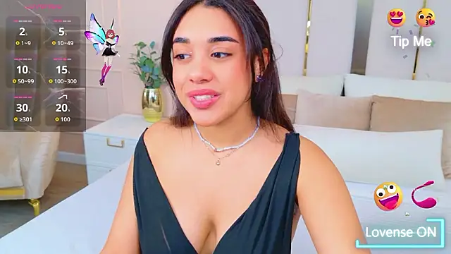 Snapshot of Luna_Cortier chatting on 03-12-26, 06:19 Luna Cortier online show from 03-12-26, 06:19