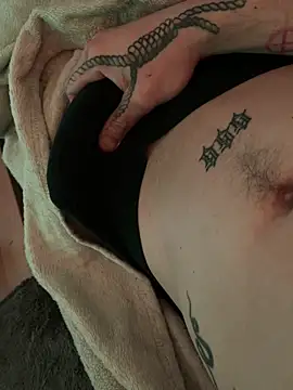 Piratee666 online show from 02-05-26, 02:38