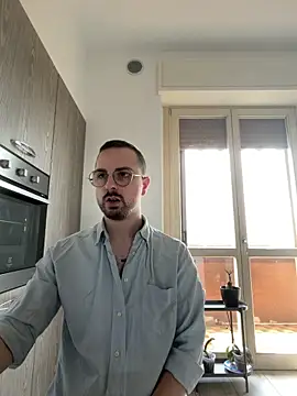 Snapshot of ItalianAlex chatting on 05-18-26, 07:58 ItalianAlex online show from 05-18-26, 07:58