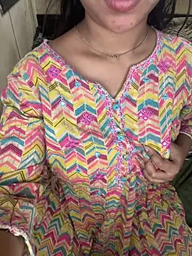 Snapshot of nauty_girl_shalu chatting on 02-19-26, 04:52 nauty girl shalu online show from 02-19-26, 04:52