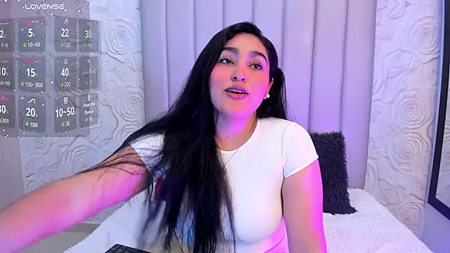 Lya dubois  online show from 02-13-26, 08:49