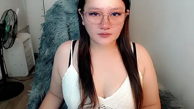 UrLovelyWetPussy online show from 03-03-26, 11:05