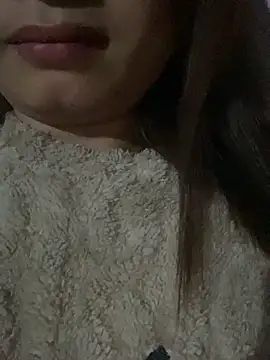 Snapshot of yuii-717 chatting on 02-03-26, 02:44 yuii-717 online show from 02-03-26, 02:44