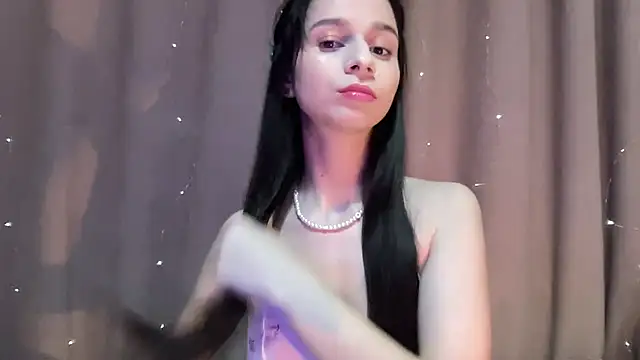 Snapshot of Soft_Desire chatting on 05-01-26, 05:39 Soft Desire online show from 05-01-26, 05:39