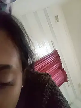 loveofpetitegirls34 online show from 06-19-26, 02:21