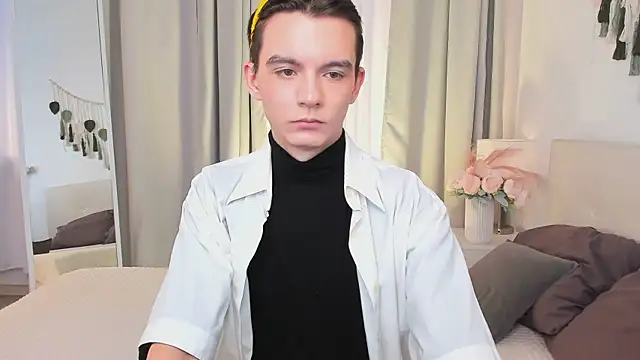 Ian Harrickton online show from 03-16-26, 05:44