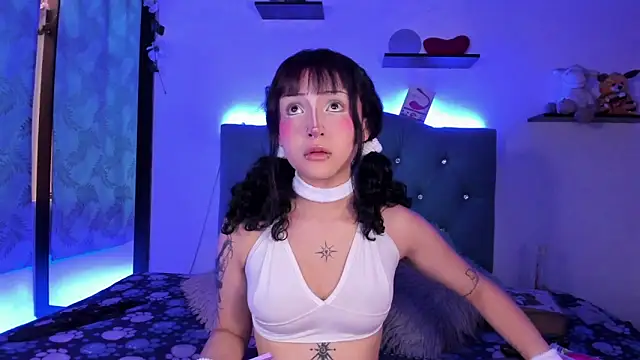 Gemma honey online show from 04-07-26, 01:11