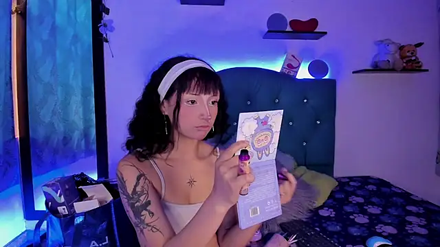 Gemma honey online show from 04-21-26, 01:50