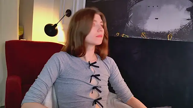 Bubble Chloe online show from 04-18-26, 07:29